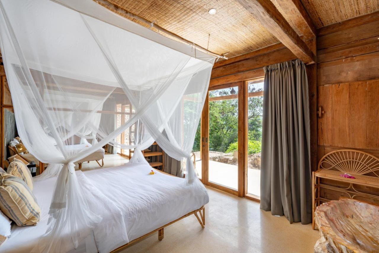 Morin Resort Lembongan Exterior photo