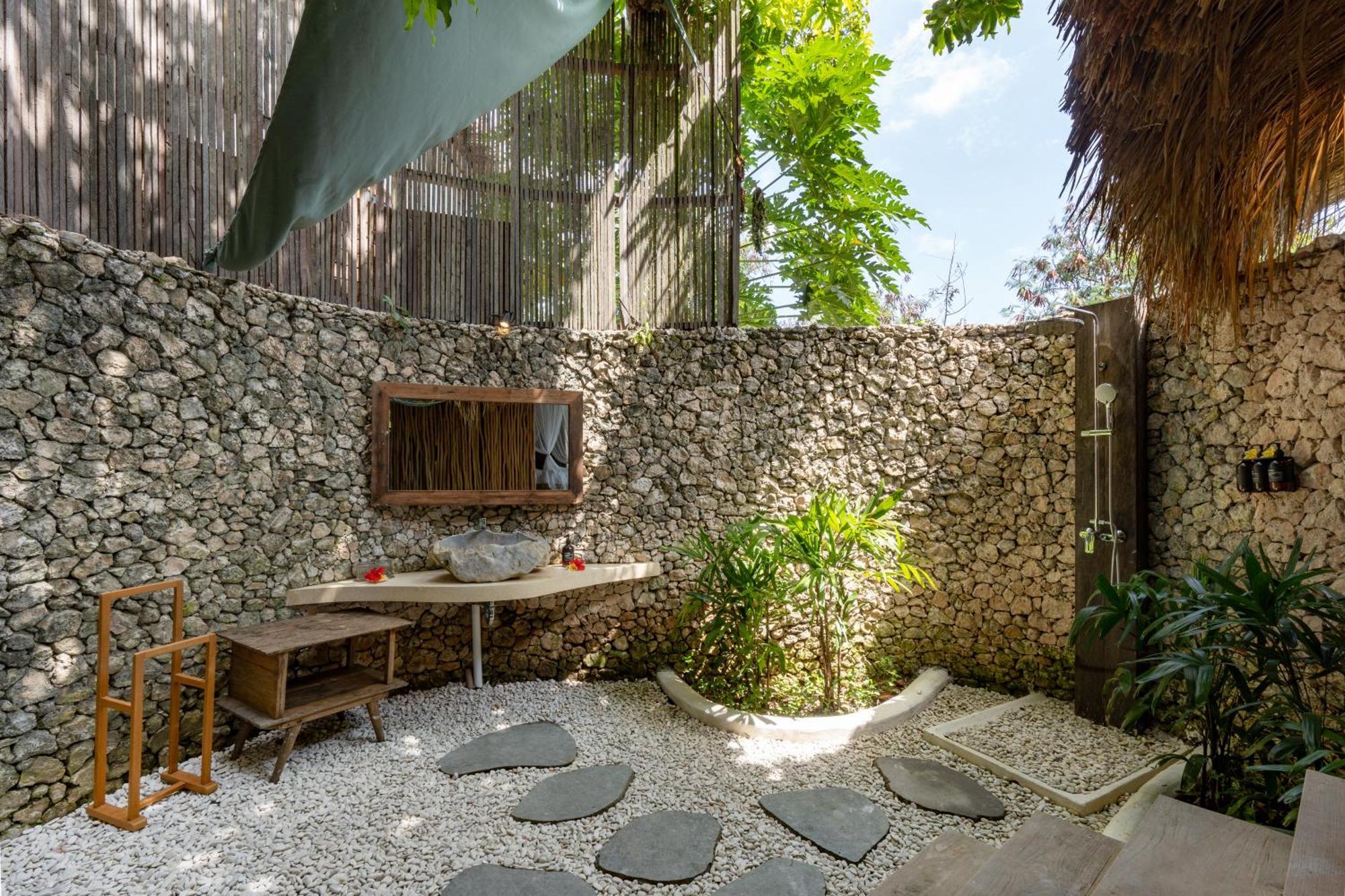 Morin Resort Lembongan Exterior photo