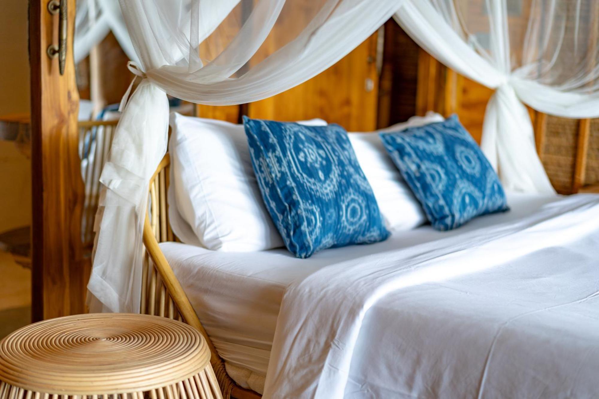 Morin Resort Lembongan Exterior photo