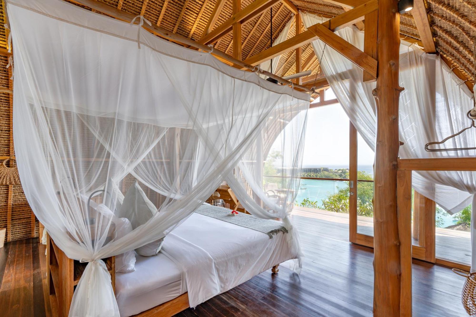 Morin Resort Lembongan Exterior photo